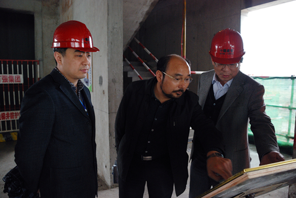 �����L������ͬ�������^Ħ